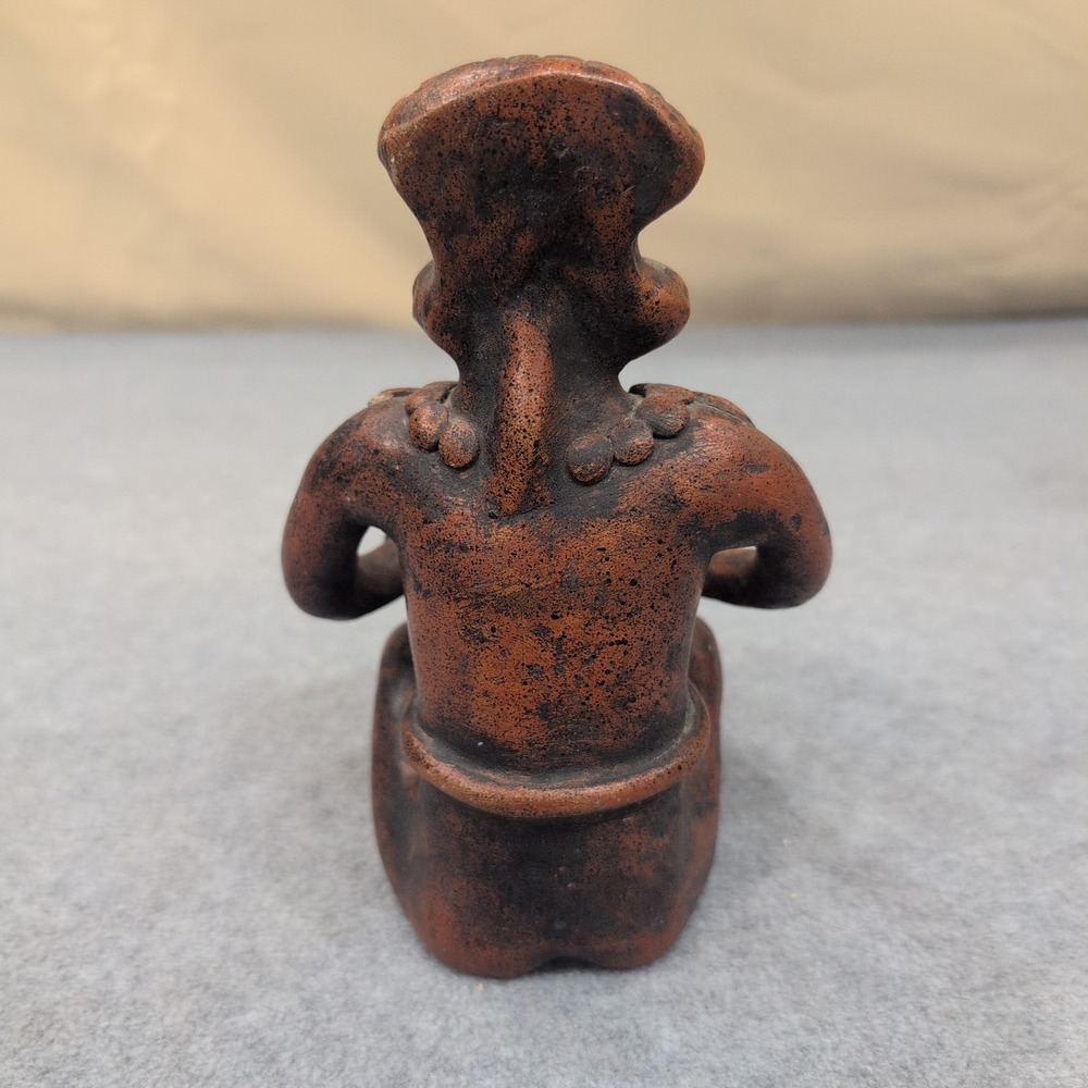 Vintage Terracotta Figurine Seated Person Holding Basket‎ Tribal Art Decor - Picture 3 of 5